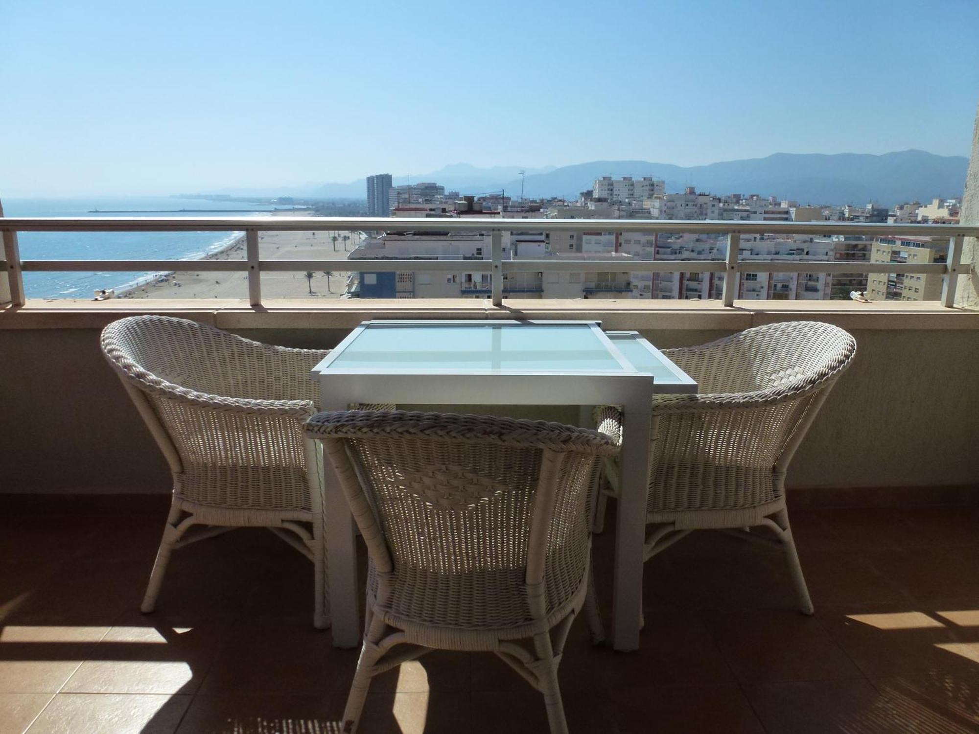 Espectacular Terraza Y Vistas En 1a Linea De Playa *
